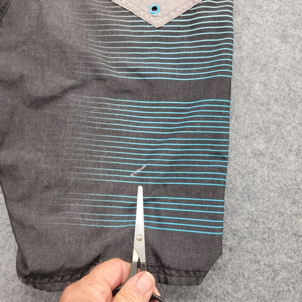 Nike Boys Board Shorts L Just Do It Black Gray Blue Striped Drawstring Pocket